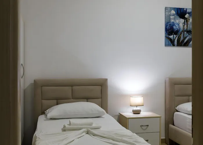 Grand Blue 公寓式酒店 3*